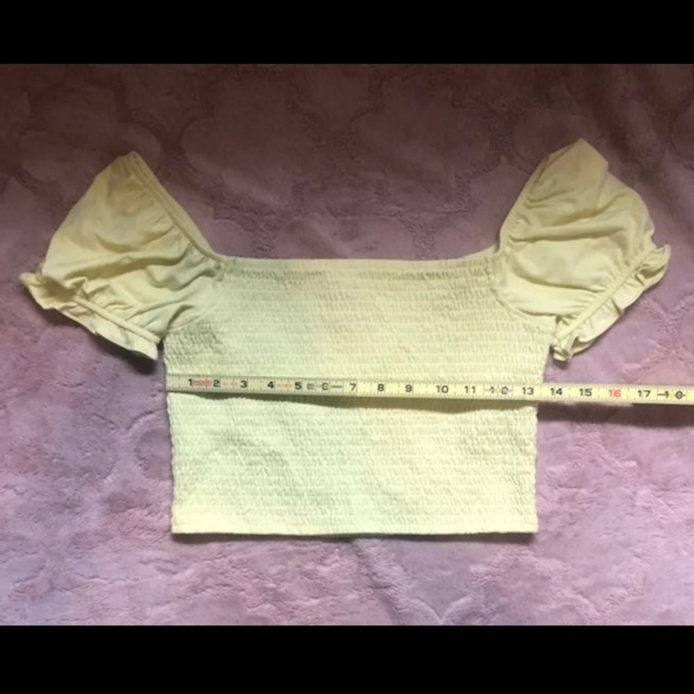 Medium crop top